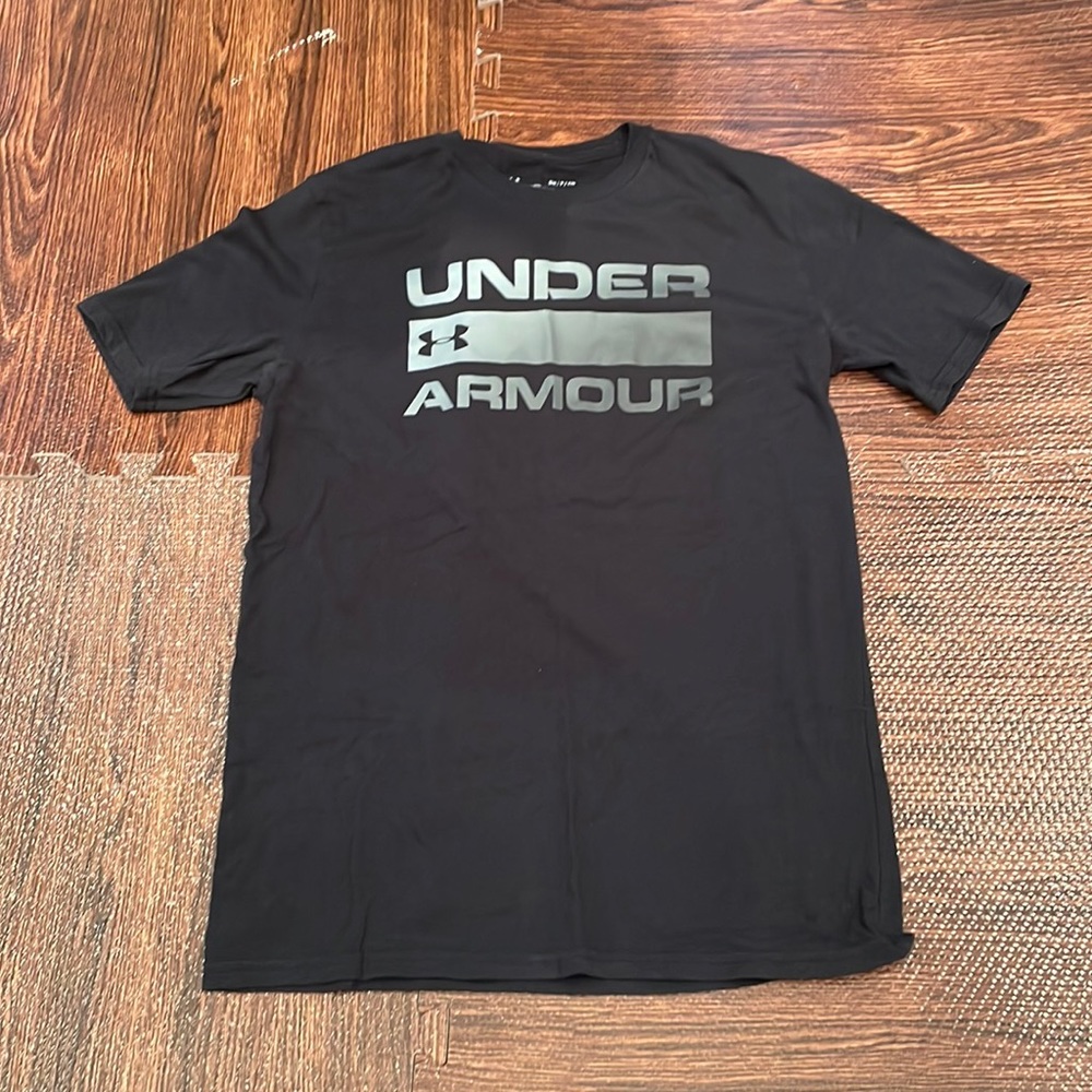 Men’s Under Armour Adult Small Black T-Shirt